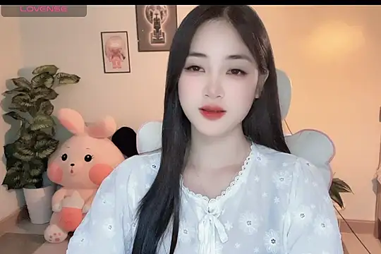  Aimy  online show from 11/07/25, 03:34