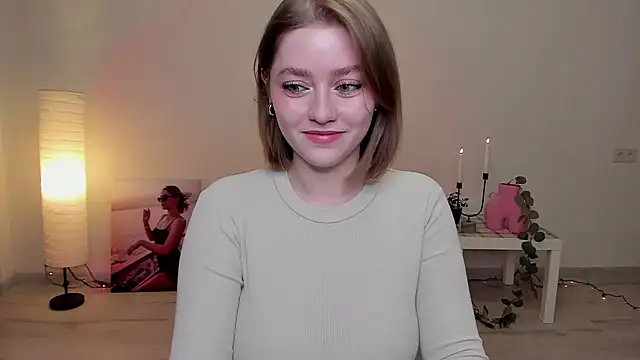 Snapshot of AidaPerry chatting on 01/13/25, 01:28 AidaPerry online show from 01/13/25, 01:28