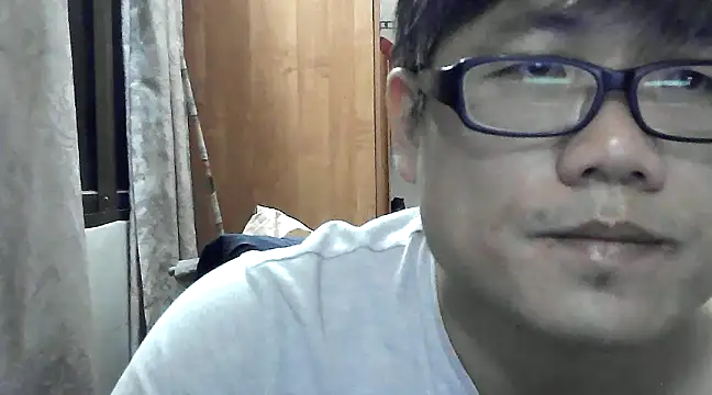 Snapshot of findagirlfriend chatting on 12/20/24, 04:57 findagirlfriend online show from 12/20/24, 04:57