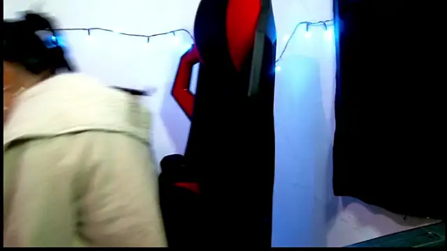 Snapshot of catalina_colombia chatting on 03/07/25, 05:06 catalina colombia online show from 03/07/25, 05:06