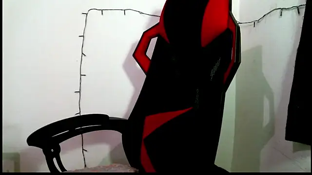 Snapshot of catalina_colombia chatting on 03/14/25, 06:50 catalina colombia online show from 03/14/25, 06:50