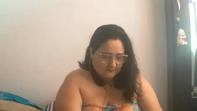 nanita1545 online show from 09/26/25, 08:24