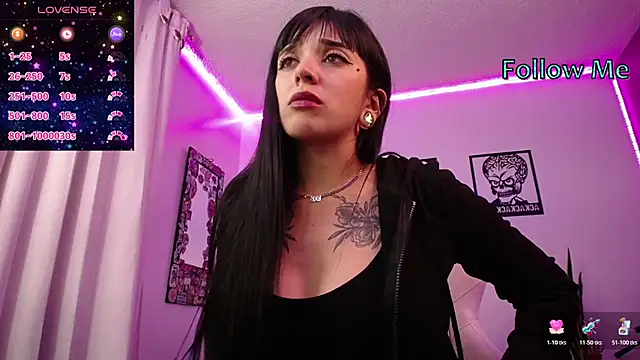 Snapshot of hibridaaa20 chatting on 11/21/25, 11:14 hibridaaa20 online show from 11/21/25, 11:14