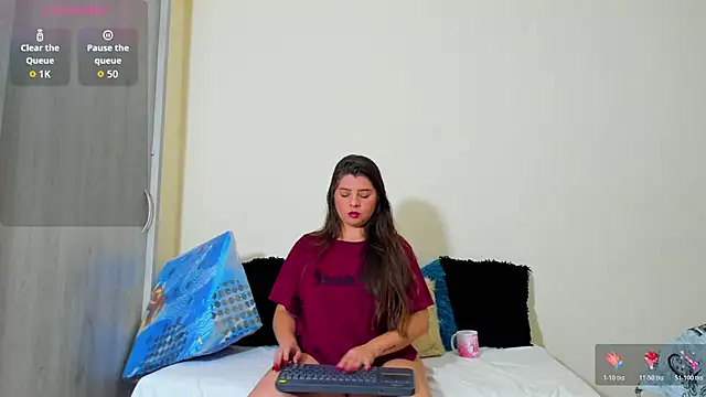 ValeryJohanson  online show from 12/19/25, 11:23