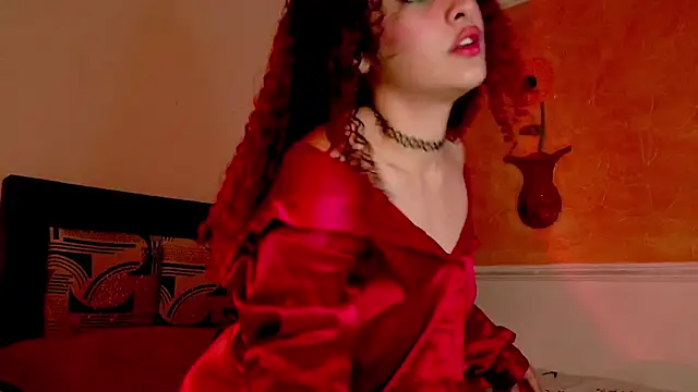amaia escotet online show from 03/18/25, 02:04