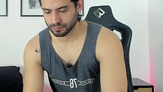 Dereck vega online show from 05/17/26, 02:13