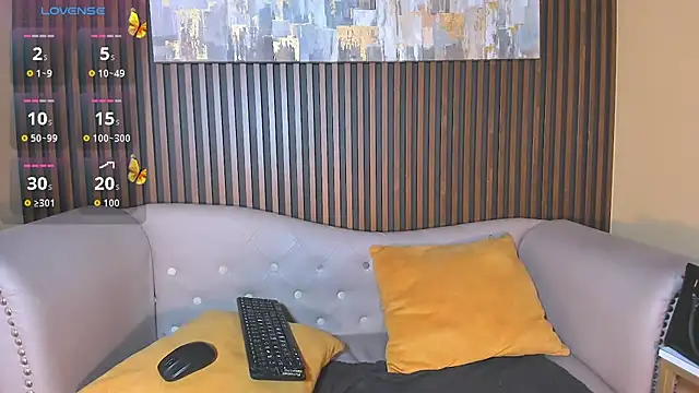 Snapshot of Nahiajhonson_ chatting on 09/20/25, 01:01 Nahiajhonson online show from 09/20/25, 01:01