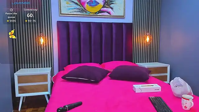 Snapshot of Nahiajhonson_ chatting on 10/20/25, 01:00 Nahiajhonson online show from 10/20/25, 01:00