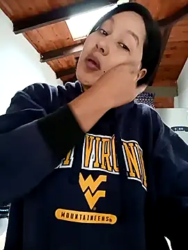 Snapshot of SamaraJay1 chatting on 09/18/25, 01:46 SamaraJay1 online show from 09/18/25, 01:46