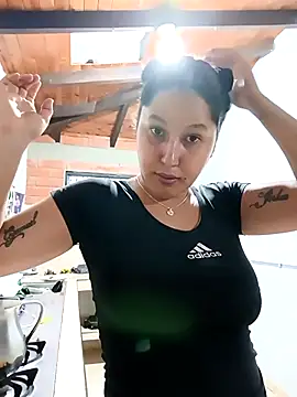 Snapshot of SamaraJay1 chatting on 09/30/25, 10:37 SamaraJay1 online show from 09/30/25, 10:37