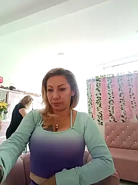 coral smitth online show from 12/16/24, 06:16