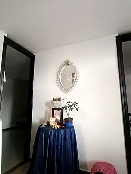 Snapshot of coral_smitth chatting on 09/17/25, 05:58 coral smitth online show from 09/17/25, 05:58