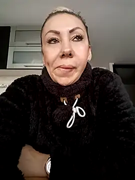 Snapshot of coral_smitth chatting on 09/18/25, 09:39 coral smitth online show from 09/18/25, 09:39