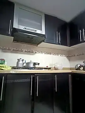 Snapshot of coral_smitth chatting on 09/27/25, 01:43 coral smitth online show from 09/27/25, 01:43