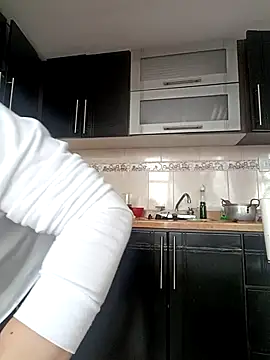 Snapshot of coral_smitth chatting on 10/06/25, 07:33 coral smitth online show from 10/06/25, 07:33