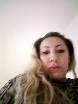 Snapshot of coral_smitth chatting on 02/16/26, 05:53 coral smitth online show from 02/16/26, 05:53