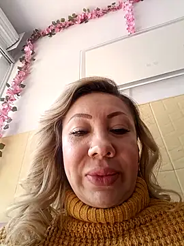 Snapshot of coral_smitth chatting on 02/27/26, 06:08 coral smitth online show from 02/27/26, 06:08