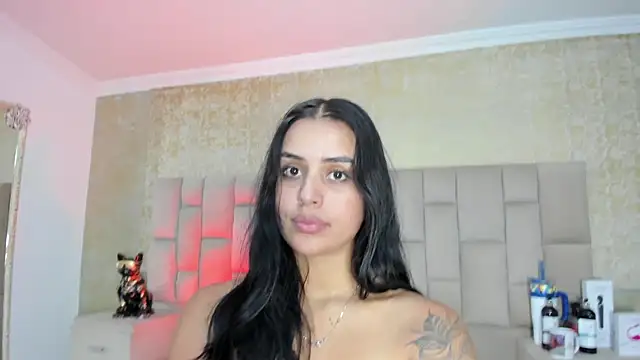 EmmaTorres  online show from 09/17/25, 07:59