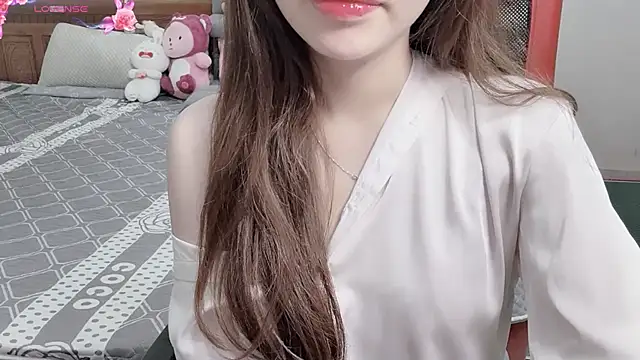 Snapshot of TrinhH_Nabbi chatting on 05/08/26, 10:31 TrinhH Nabbi online show from 05/08/26, 10:31