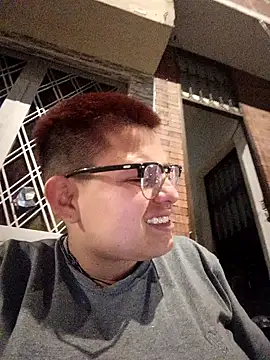 Snapshot of tatsumi_nao chatting on 12/25/24, 10:39 tatsumi nao online show from 12/25/24, 10:39