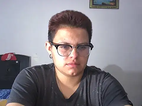 Snapshot of tatsumi_nao chatting on 01/09/25, 02:11 tatsumi nao online show from 01/09/25, 02:11