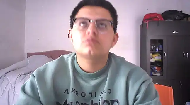 Snapshot of tatsumi_nao chatting on 03/20/25, 09:13 tatsumi nao online show from 03/20/25, 09:13