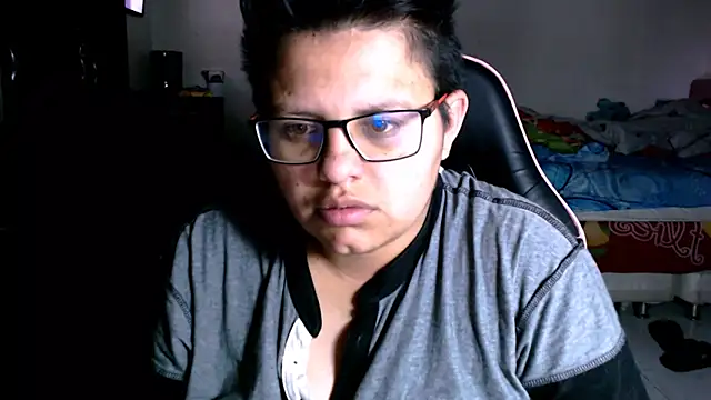 Snapshot of tatsumi_nao chatting on 11/11/25, 05:07 tatsumi nao online show from 11/11/25, 05:07