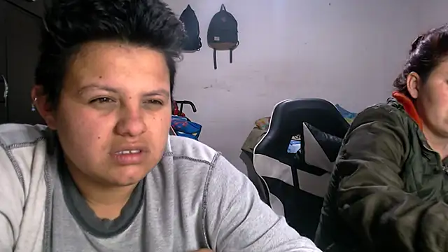 Snapshot of tatsumi_nao chatting on 11/16/25, 03:34 tatsumi nao online show from 11/16/25, 03:34