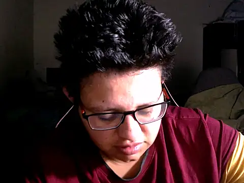 Snapshot of tatsumi_nao chatting on 11/23/25, 05:51 tatsumi nao online show from 11/23/25, 05:51