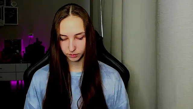 Sm0ly online show from 06/06/26, 03:44