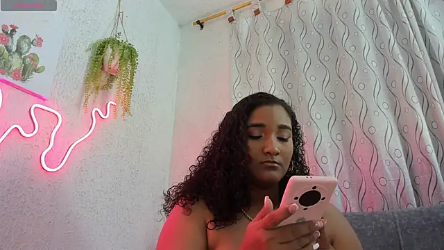 samanthaeliott22 online show from 10/03/25, 03:03