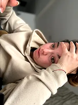 Cloew Marz online show from 09/22/25, 10:23