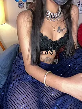 Suhu love online show from 03/06/25, 06:16