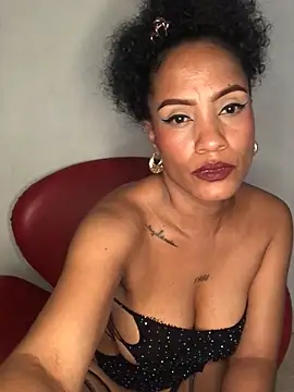 AdelaHaneix online show from 01/12/25, 07:21