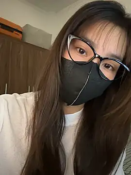 Lilisa miu online show from 05/20/26, 04:46