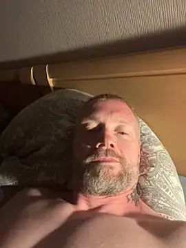 Snapshot of Rockburg chatting on 06/19/26, 03:33 Rockburg online show from 06/19/26, 03:33