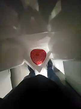 Snapshot of Policeman20742 chatting on 09/27/25, 10:26 Policeman20742 online show from 09/27/25, 10:26