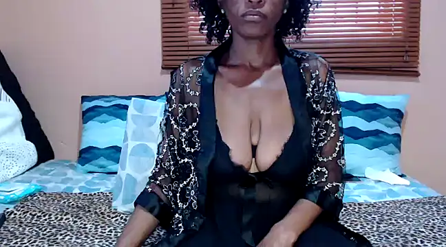 LONGBLKCLIT36 online show from 01/12/25, 03:49
