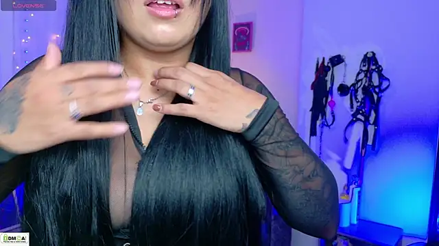 Miss scarllet  online show from 06/25/26, 01:26