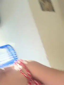 Snapshot of Mia_foxx_ chatting on 11/14/25, 09:02 Mia foxx online show from 11/14/25, 09:02