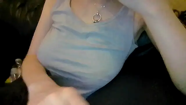 Snapshot of indie-rayne chatting on 02/21/26, 10:33 indie-rayne online show from 02/21/26, 10:33