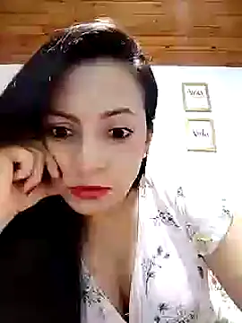 anaruiz  online show from 02/14/25, 04:15