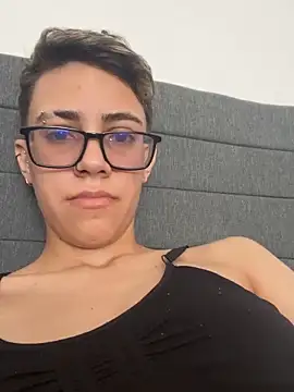 Snapshot of Cutie_Shy_ chatting on 02/20/26, 04:51 Cutie Shy online show from 02/20/26, 04:51