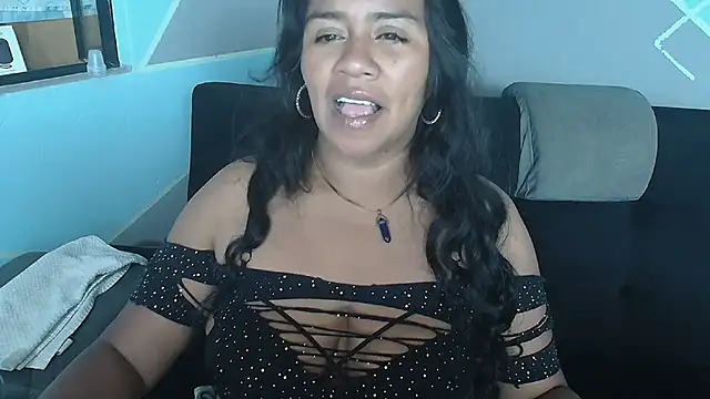 saggil23 online show from 07/07/26, 07:56