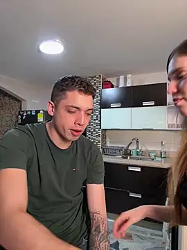 Snapshot of samantha_kevin chatting on 10/21/25, 03:51 samantha kevin online show from 10/21/25, 03:51