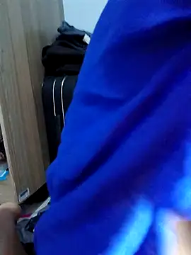 Snapshot of smartdollie chatting on 09/14/25, 07:02 smartdollie online show from 09/14/25, 07:02