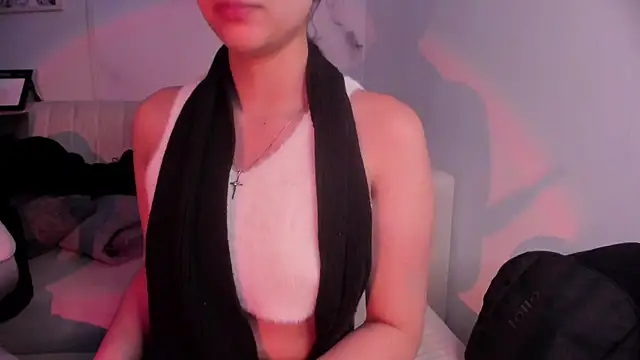 Snapshot of lara_madisson chatting on 09/18/25, 05:53 lara madisson online show from 09/18/25, 05:53