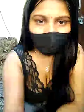 Hotty-simran online show from 02/10/25, 08:20