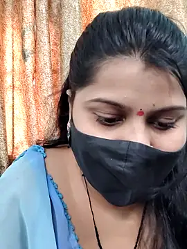 Hotty-simran online show from 10/28/25, 05:00