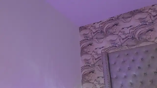 Snapshot of Kev_jenner chatting on 11/11/25, 09:04 Kev jenner online show from 11/11/25, 09:04